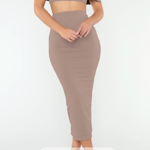 Fashion Nova Dresses & Skirts - Mocha long body hugging high waisted skirt